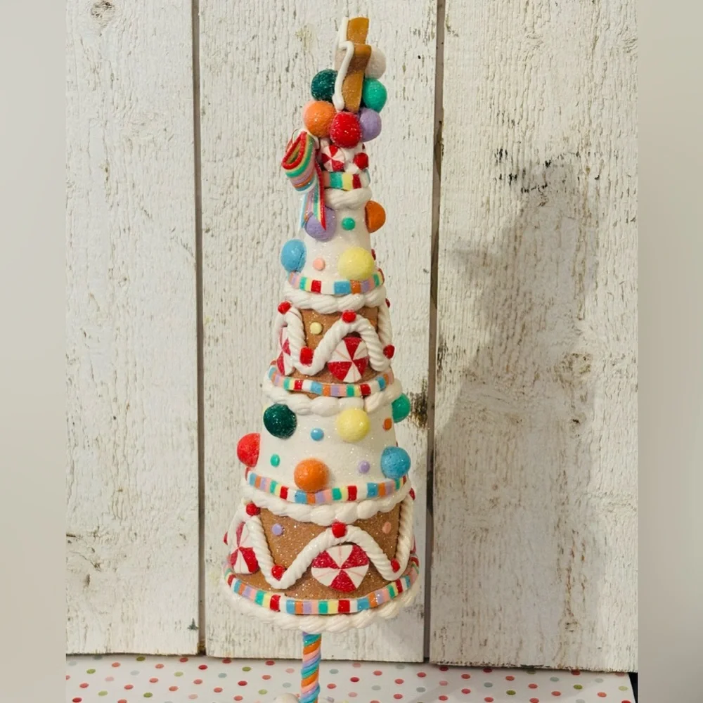 Cupcakes and Cashmere Gingerbread Candy Land Frosted Holiday‎ Christmas Tree NEW